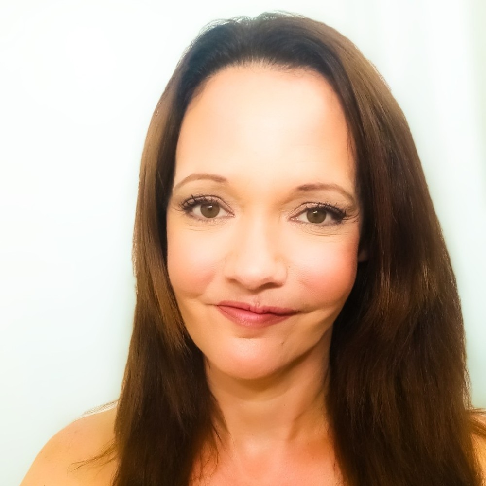 Meet your Posher, Carrie
